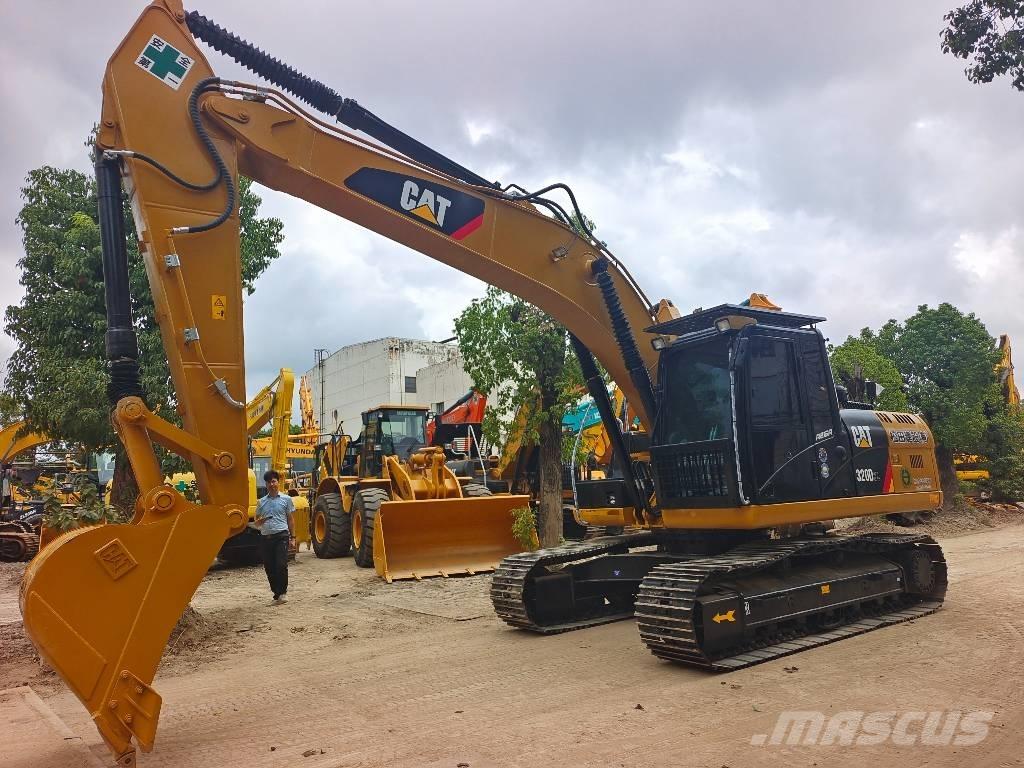 CAT 320D 履带挖掘机