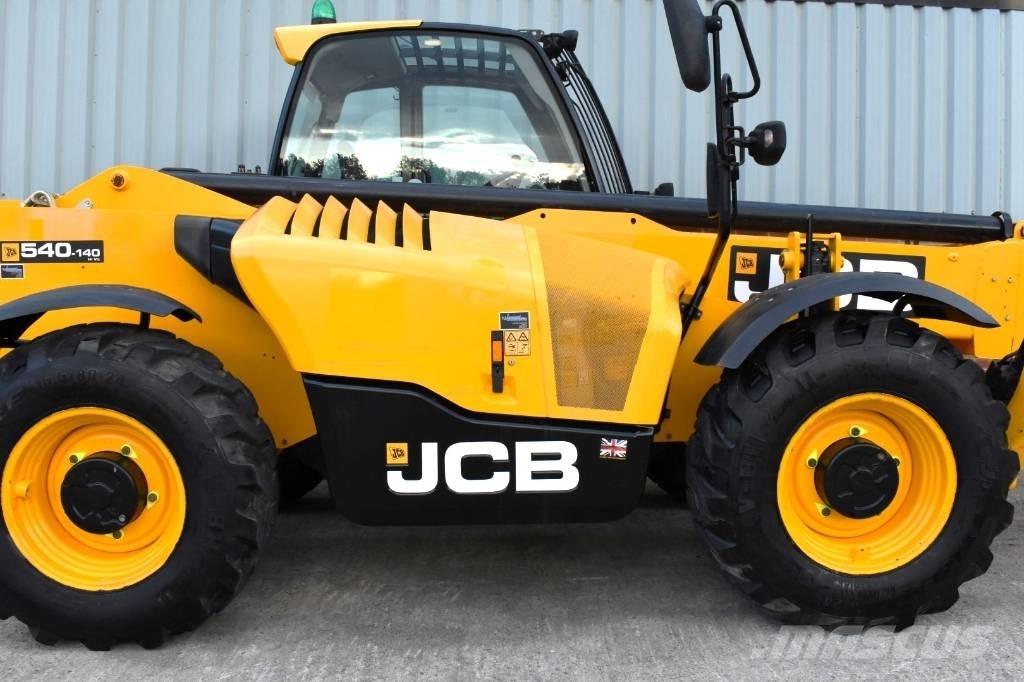 JCB 540-140 伸缩臂叉装车|叉装车