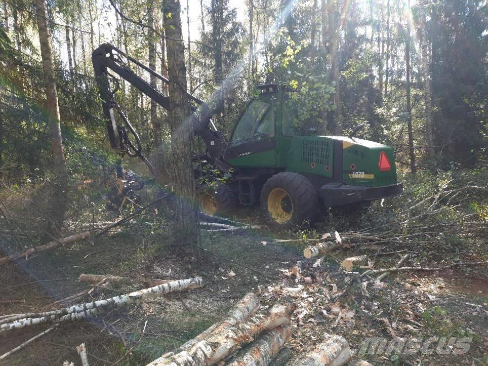 Timberjack 1070 收割机