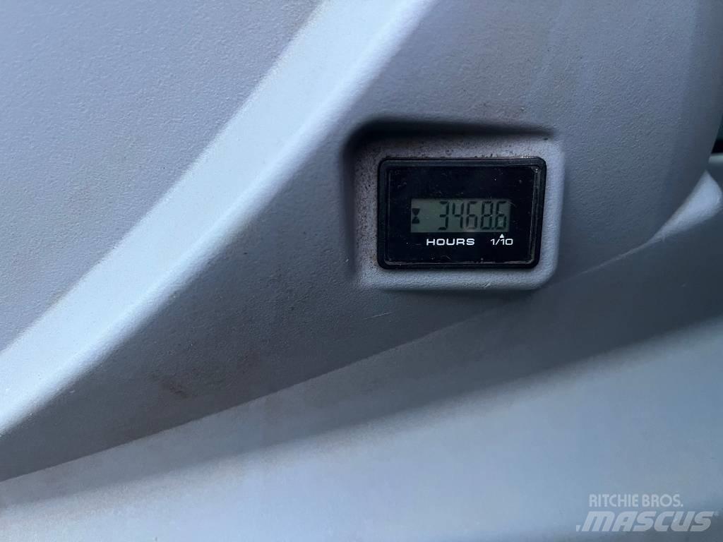 Kobelco SK 75 SR 中型挖掘机