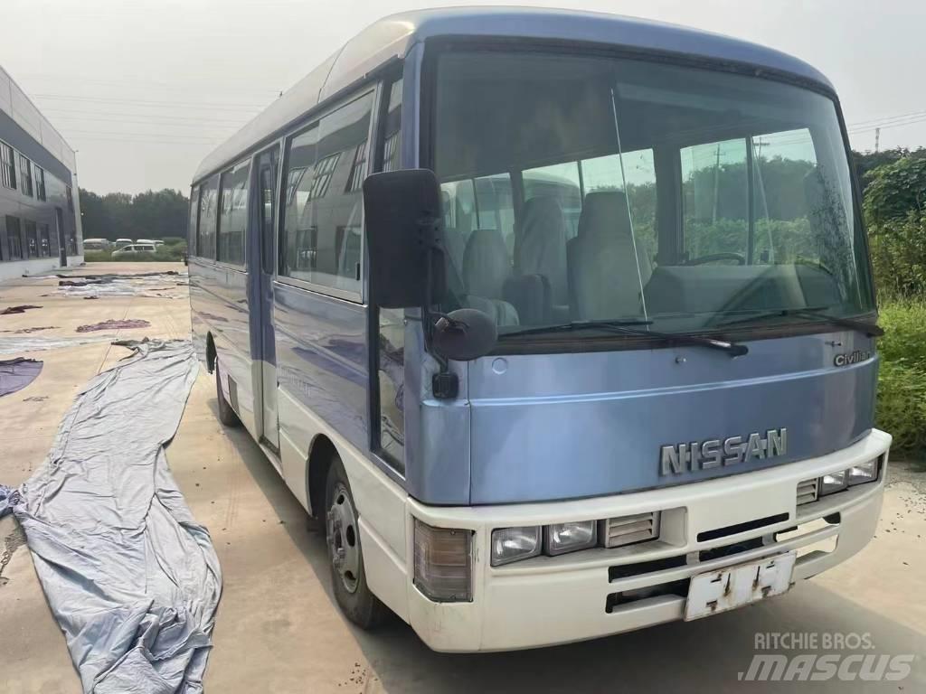 Nissan Civilian 公路客运汽车