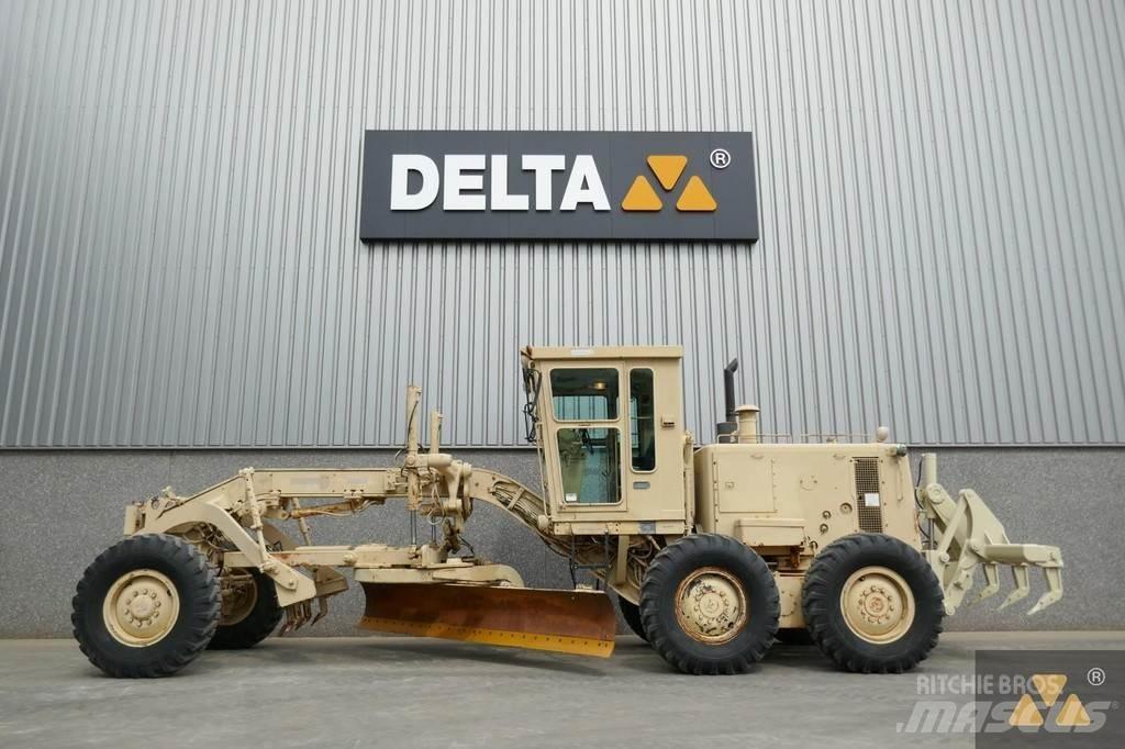 CAT 130G Ex-army 平地机/推土机