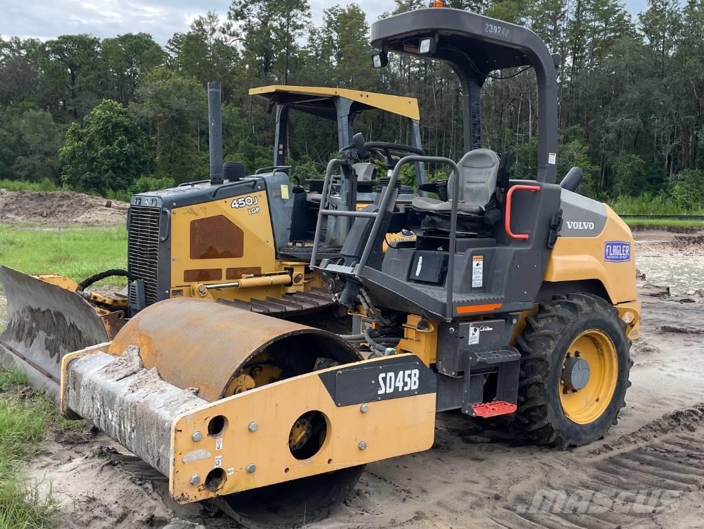 Volvo SD 45 B 单轮压路机