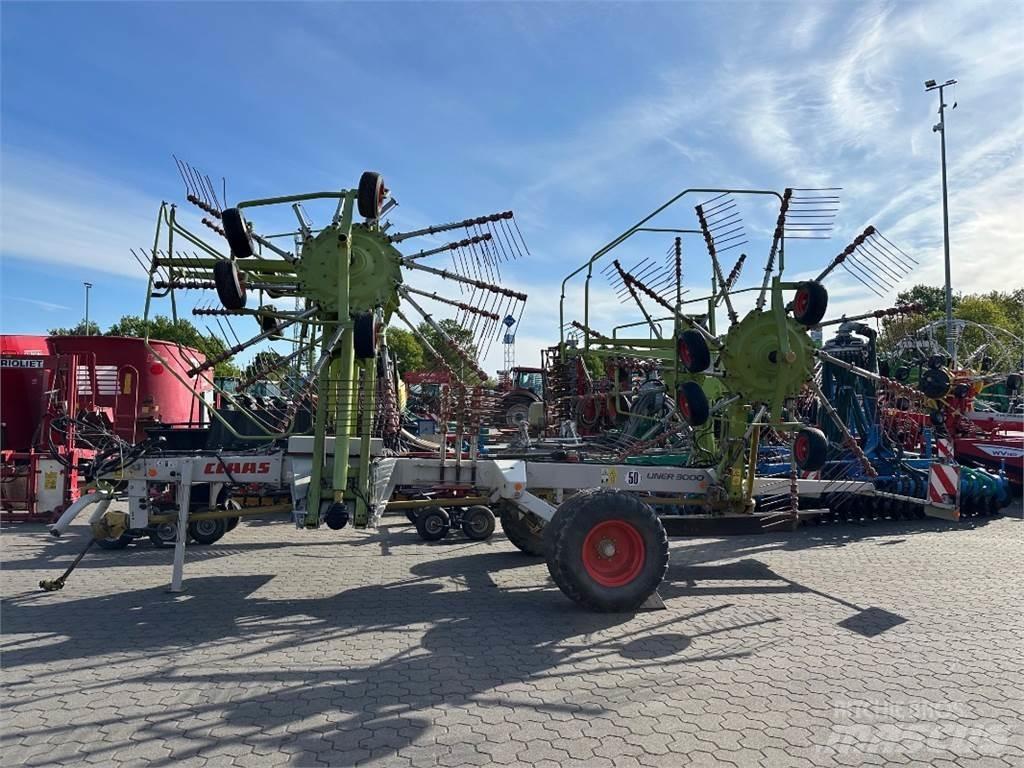 CLAAS Liner 3000 收割机