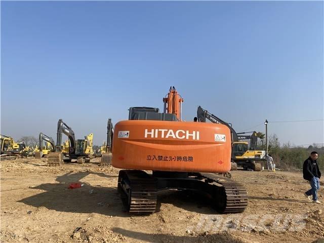 Hitachi ZX210 履带挖掘机