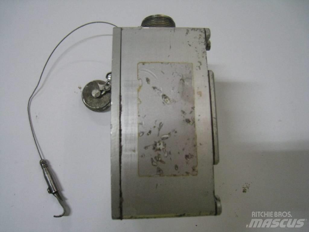 Wirtgen 2000DC 电子设备