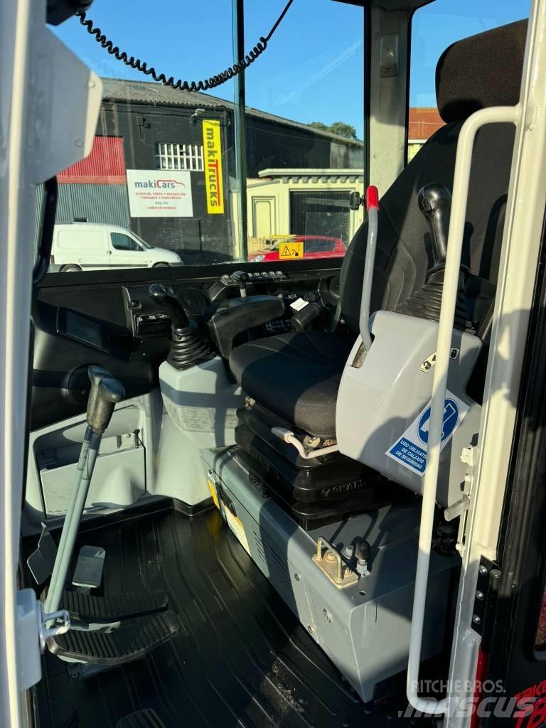 Takeuchi TB 260 小型挖掘机