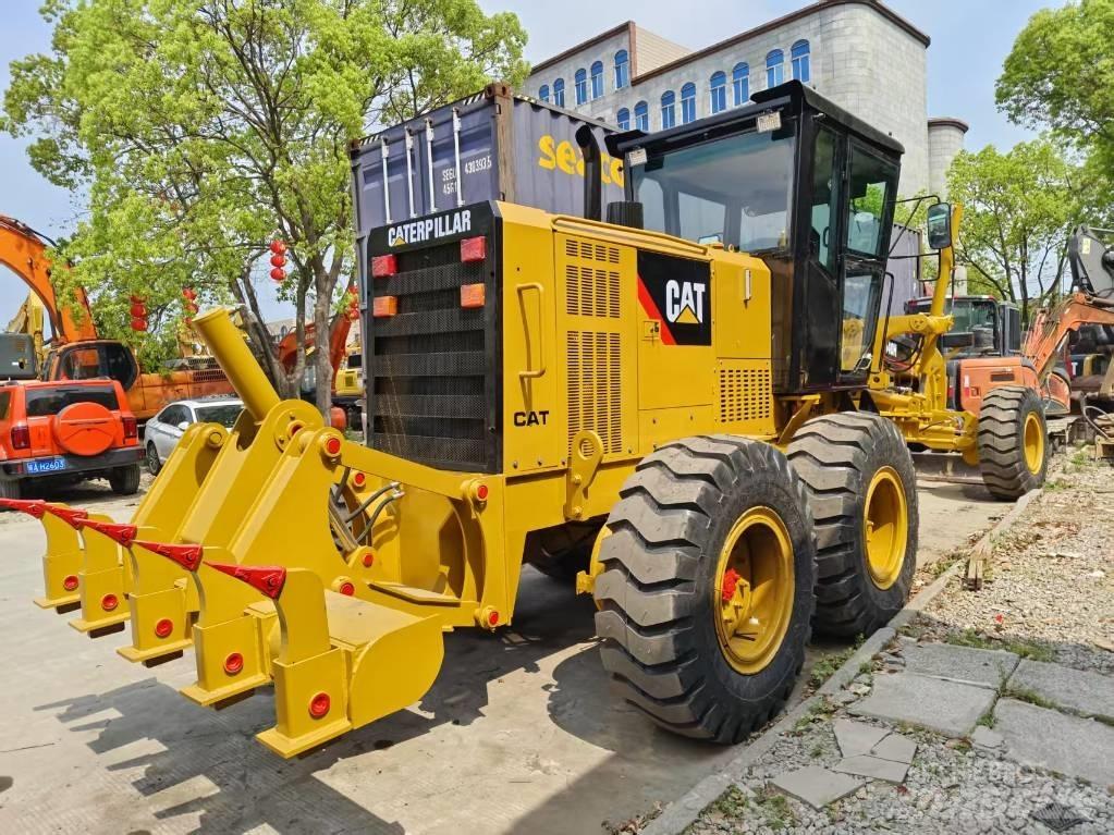 CAT 120 H 平地机/推土机