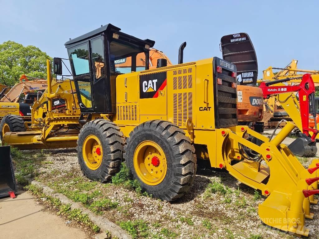 CAT 120 H 平地机/推土机