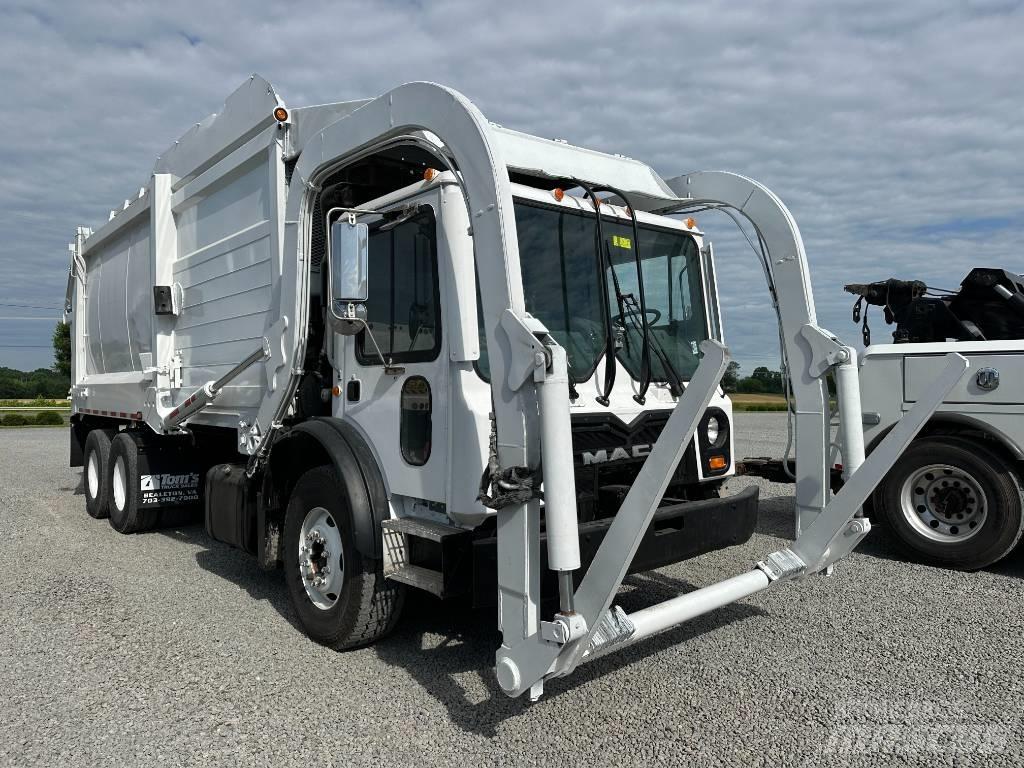 Mack MRU613 垃圾车