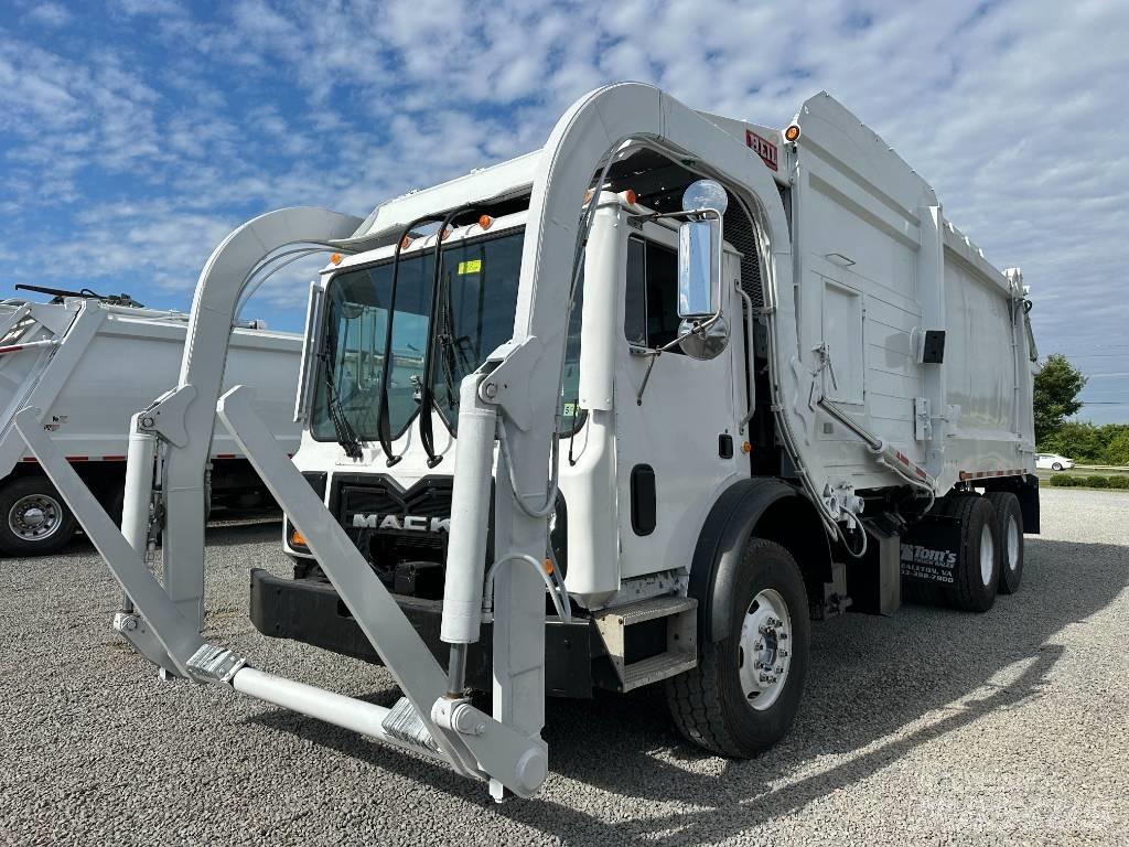 Mack MRU613 垃圾车