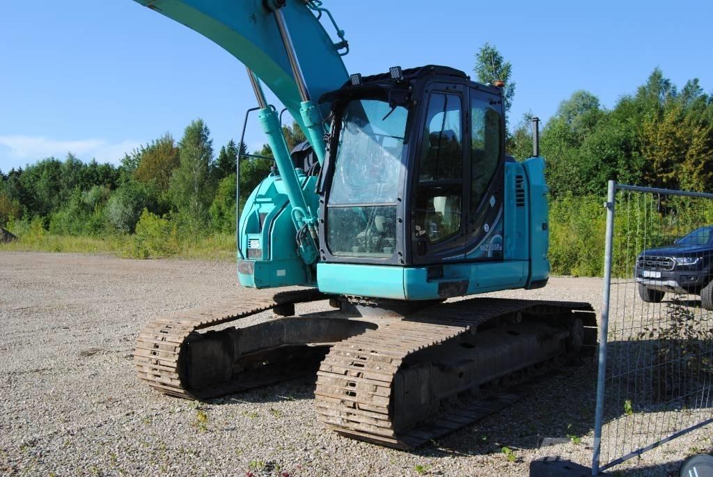 Kobelco SK230SRLC-5 履带挖掘机