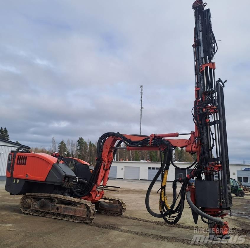 Sandvik DC 410 Ri 钻孔机