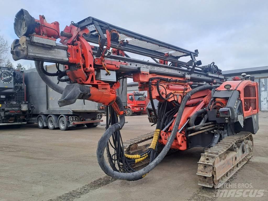 Sandvik DC 410 Ri 钻孔机