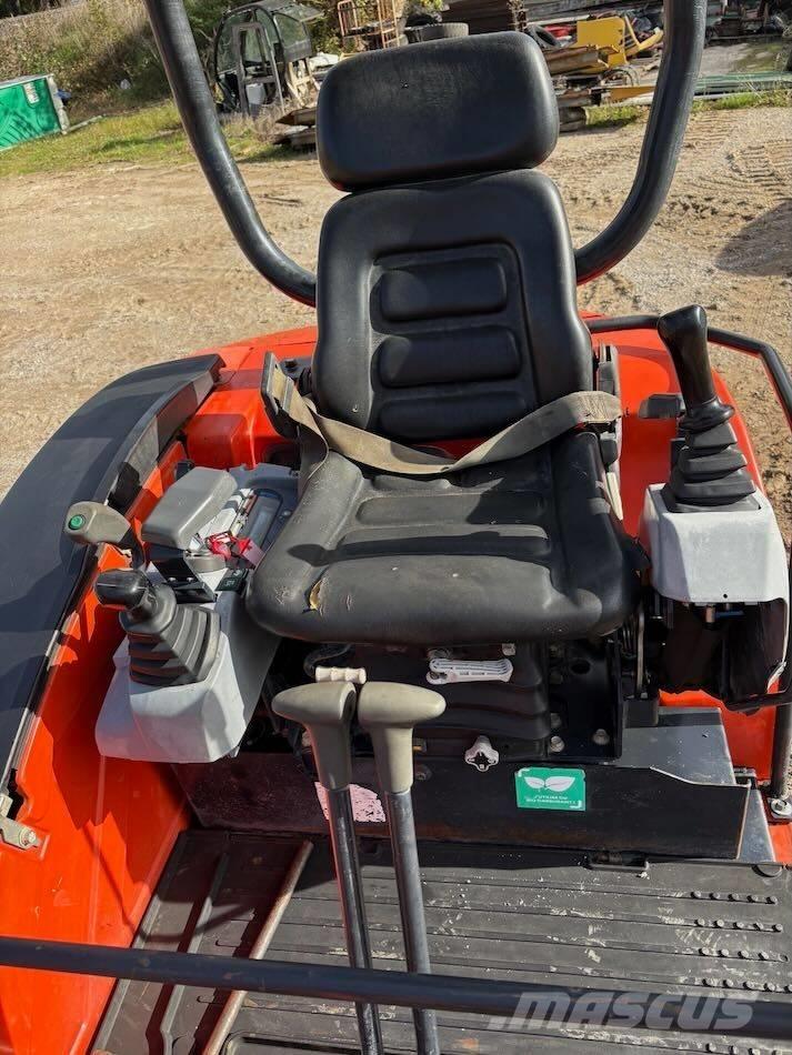 Kubota KX 71-3 小型挖掘机