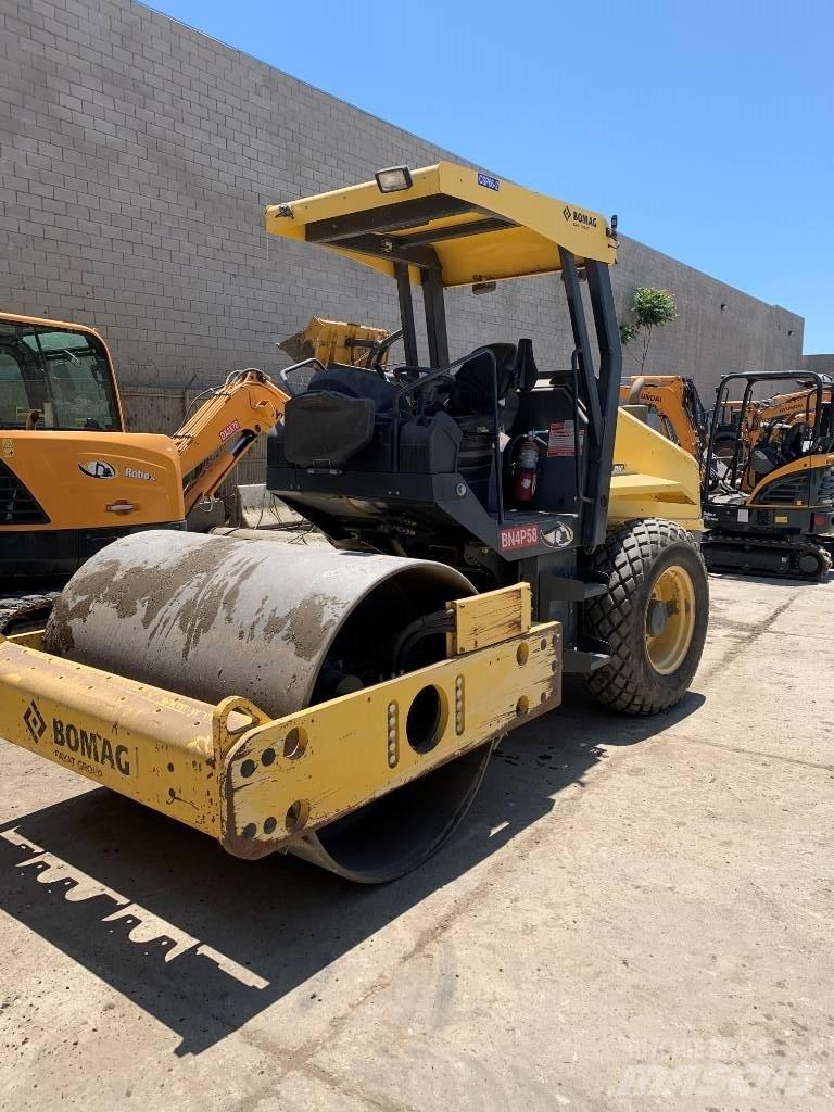 Bomag BW 177DH-50 单轮压路机