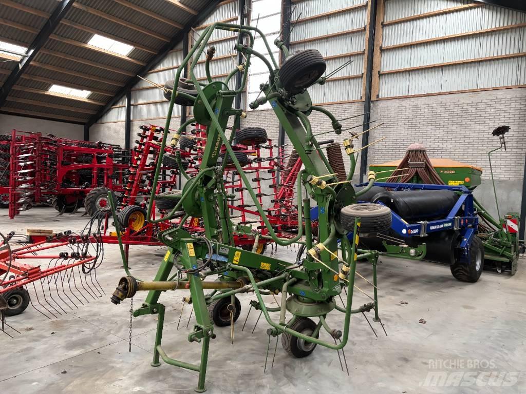Krone KW 6.72/6 犁耙和摊草机