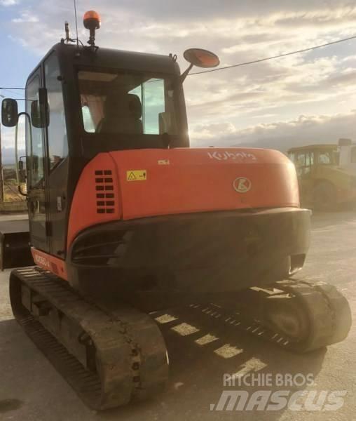 Kubota KX 080-4 中型挖掘机