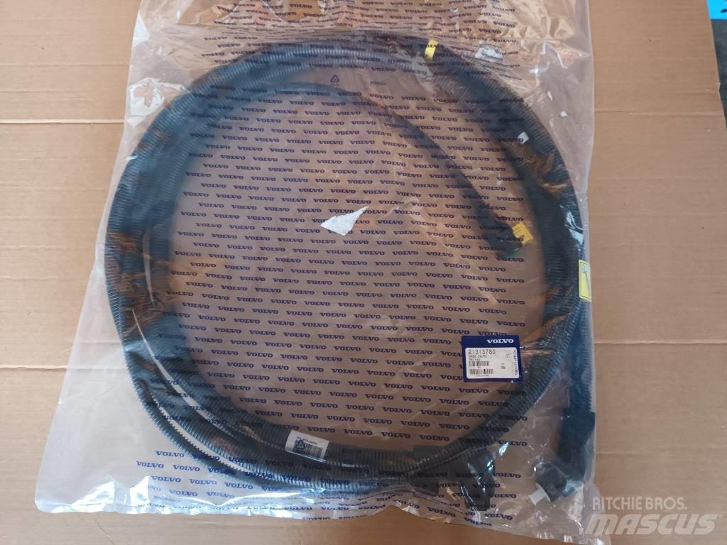 Volvo HOSE 21313780 液压