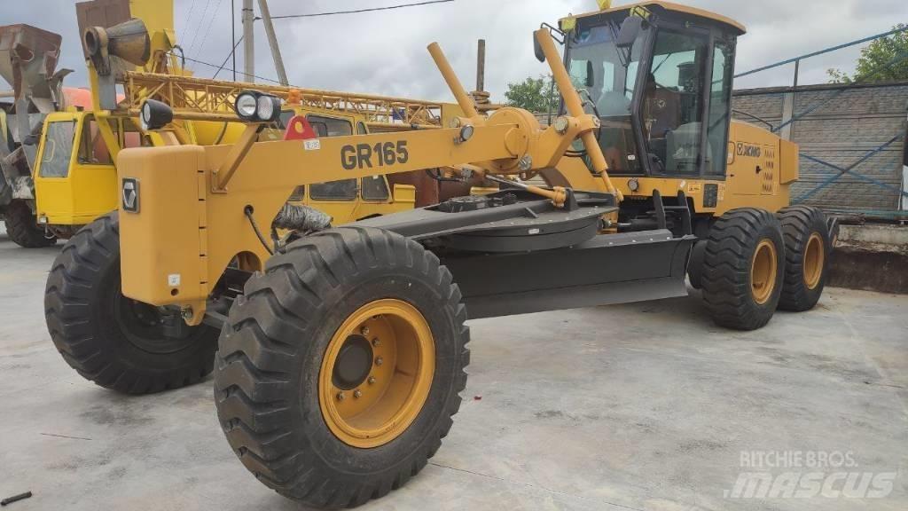 XCMG GR165 平地机/推土机