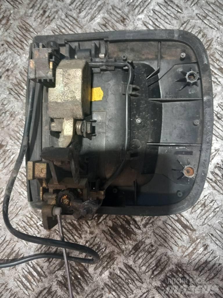 MAN TGA 81626416074 驾驶室与内部
