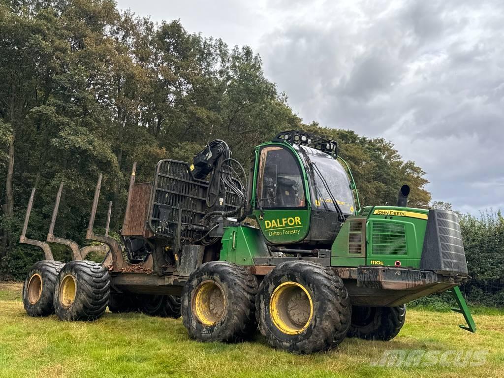 John Deere 1110 E 集运机