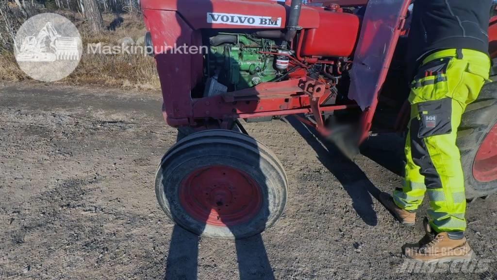 Volvo BM 320 拖拉机/农用车
