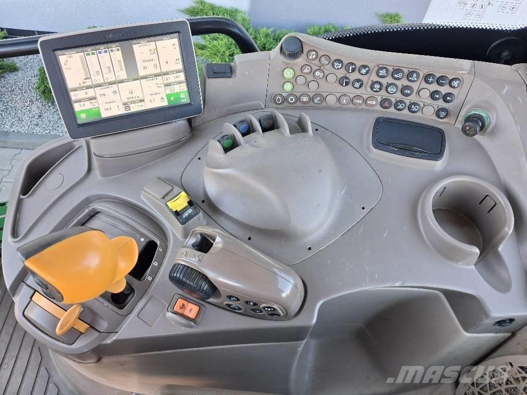 John Deere 6110 R 拖拉机/农用车
