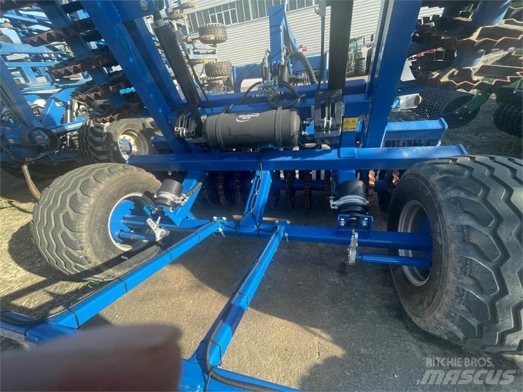 Köckerling PWA 820 滚笼耙