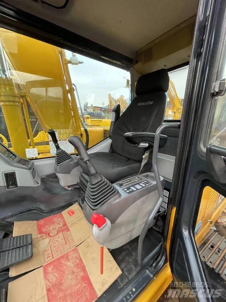 Komatsu PC 130-7 履带挖掘机