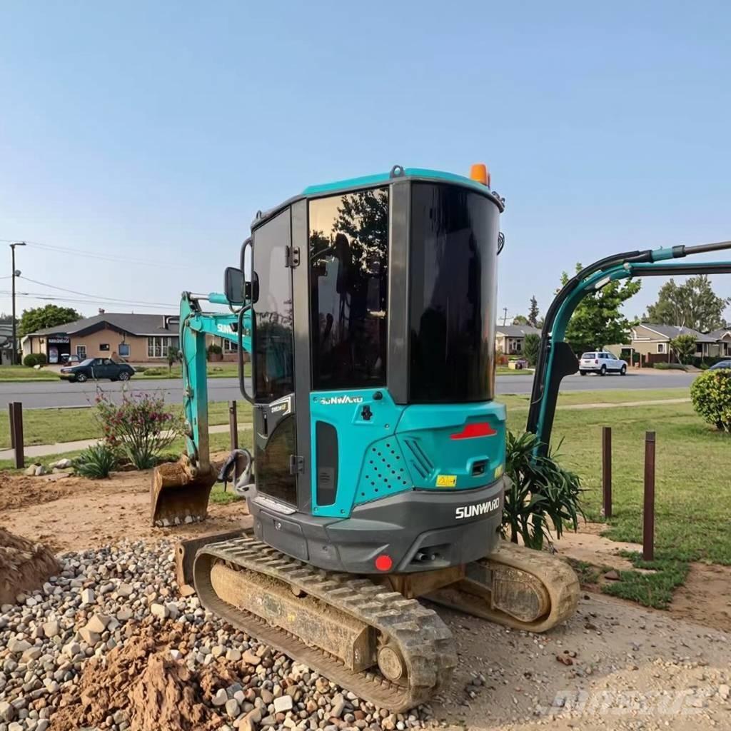 Sunward SWE 25 UF 小型挖掘机