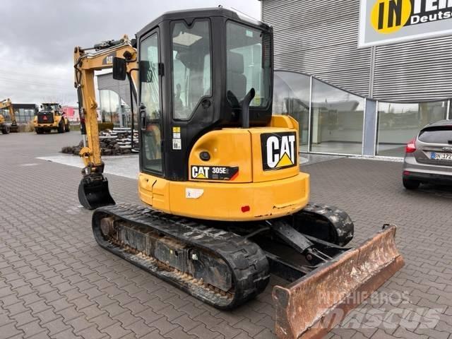 CAT 305E2 CR 小型挖掘机