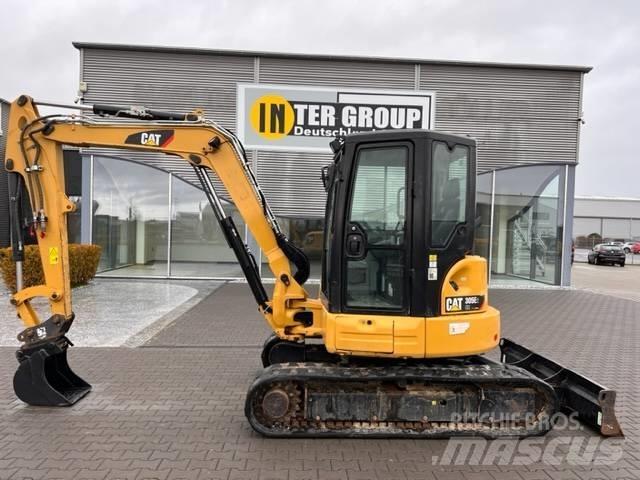 CAT 305E2 CR 小型挖掘机