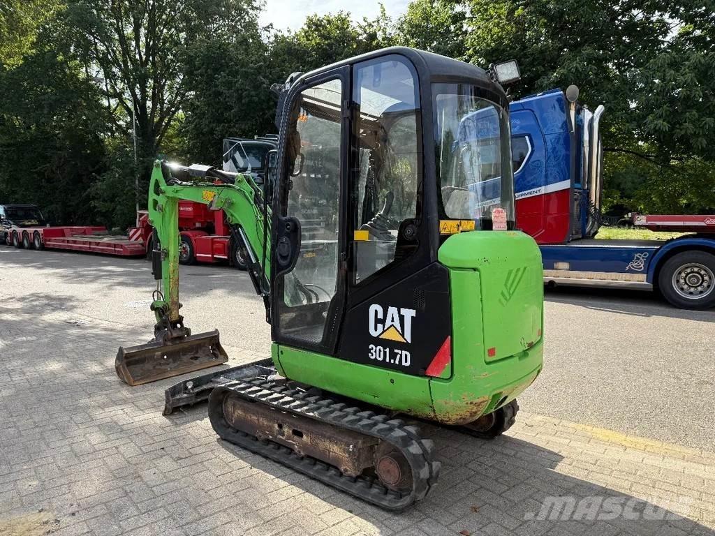 CAT 301.7D 小型挖掘机