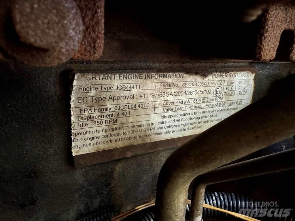 JCB 3 CX 反铲装载机