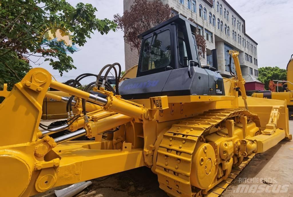 Komatsu D 155 AX 履带式推土机