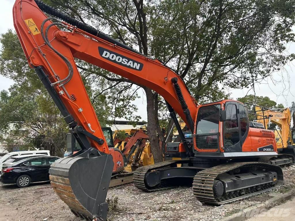 Doosan DX300LC-9c 履带挖掘机