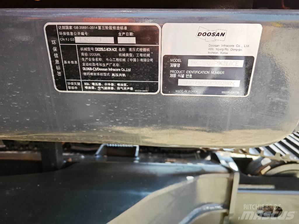 Doosan 225 LC 履带挖掘机