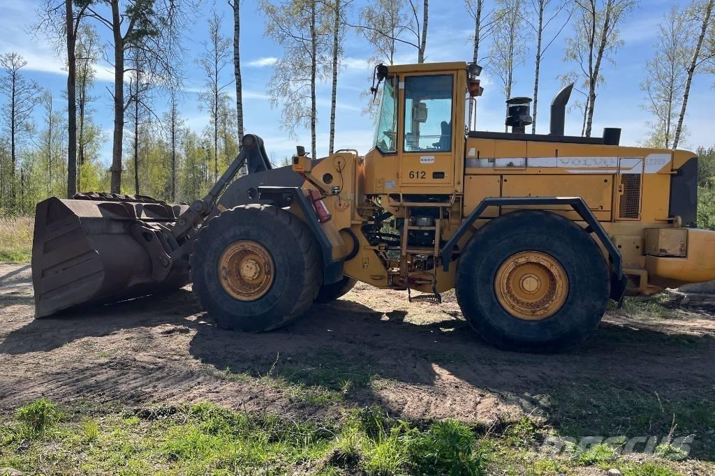 Volvo L 220 轮式装载机