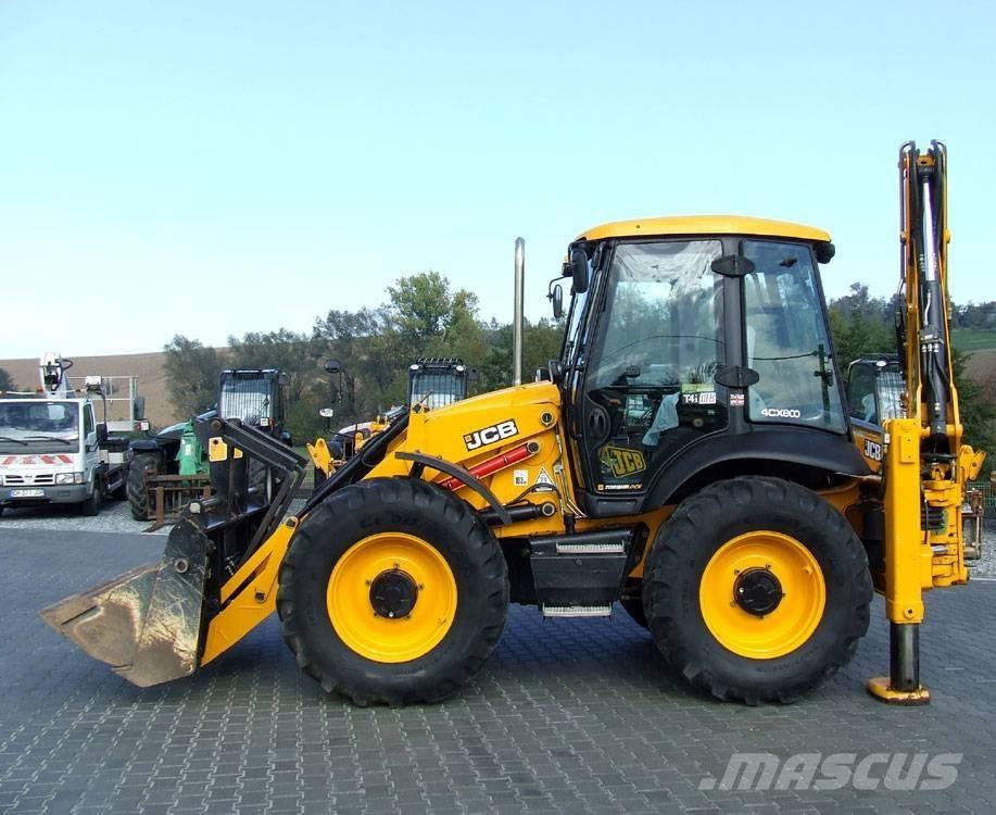 JCB 4CX 反铲装载机