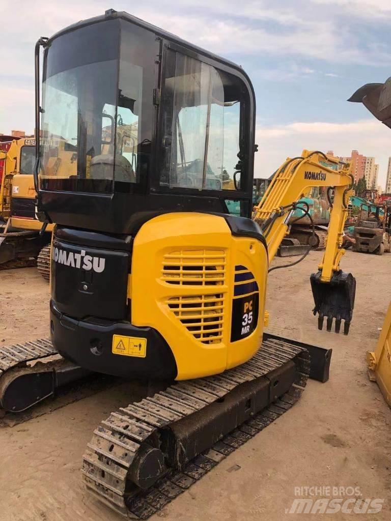 Komatsu PC 35 MR 小型挖掘机