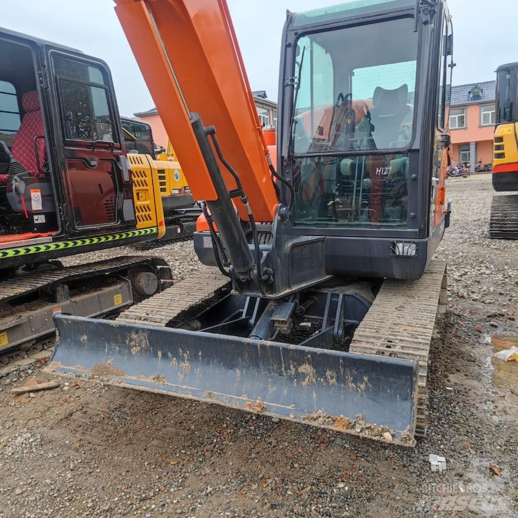 Doosan DX60 小型挖掘机