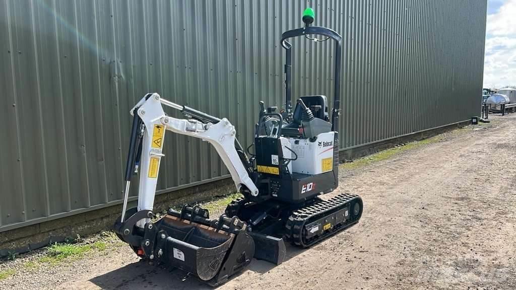 Bobcat E10Z 小型挖掘机