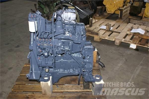 Komatsu S6D102E 发动机