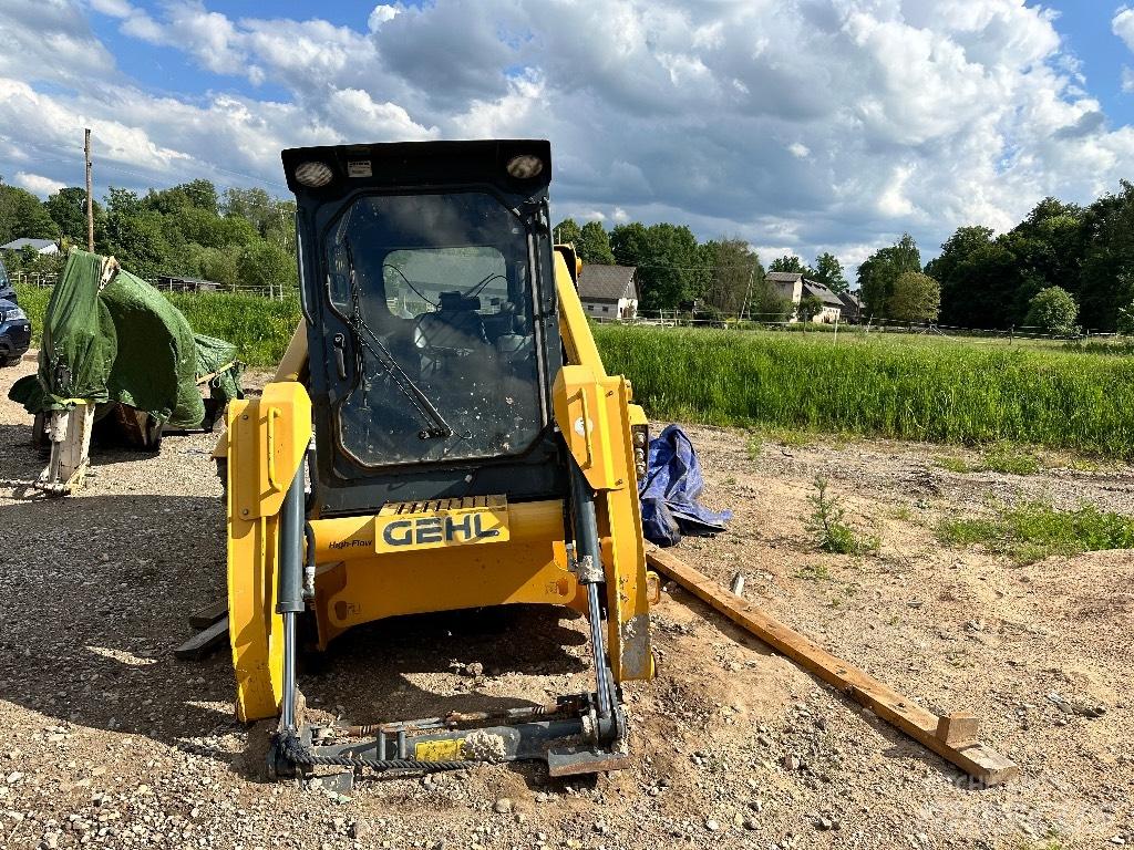 Gehl RT 210 滑移装载机