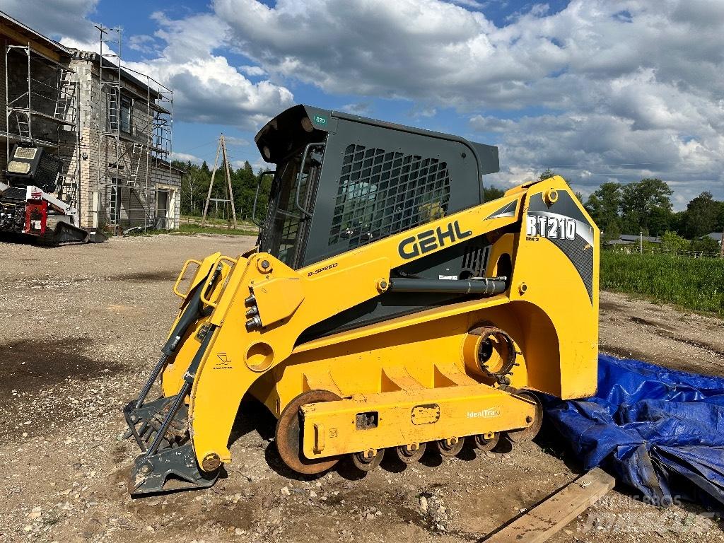 Gehl RT 210 滑移装载机
