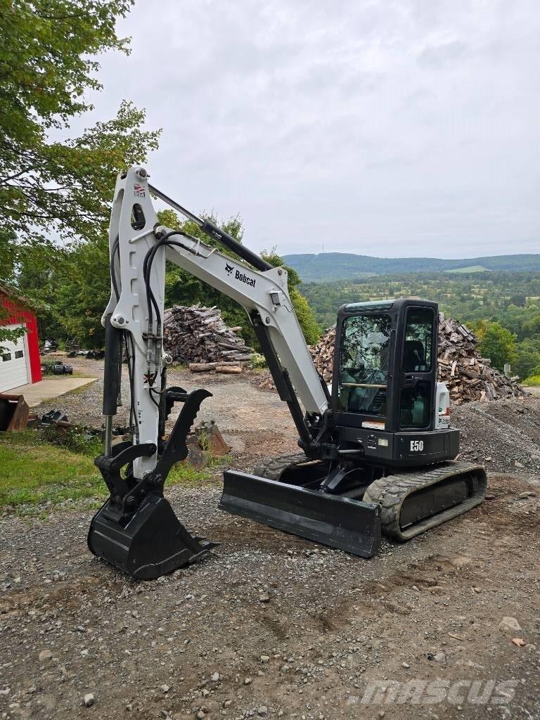 Bobcat E 50 小型挖掘机