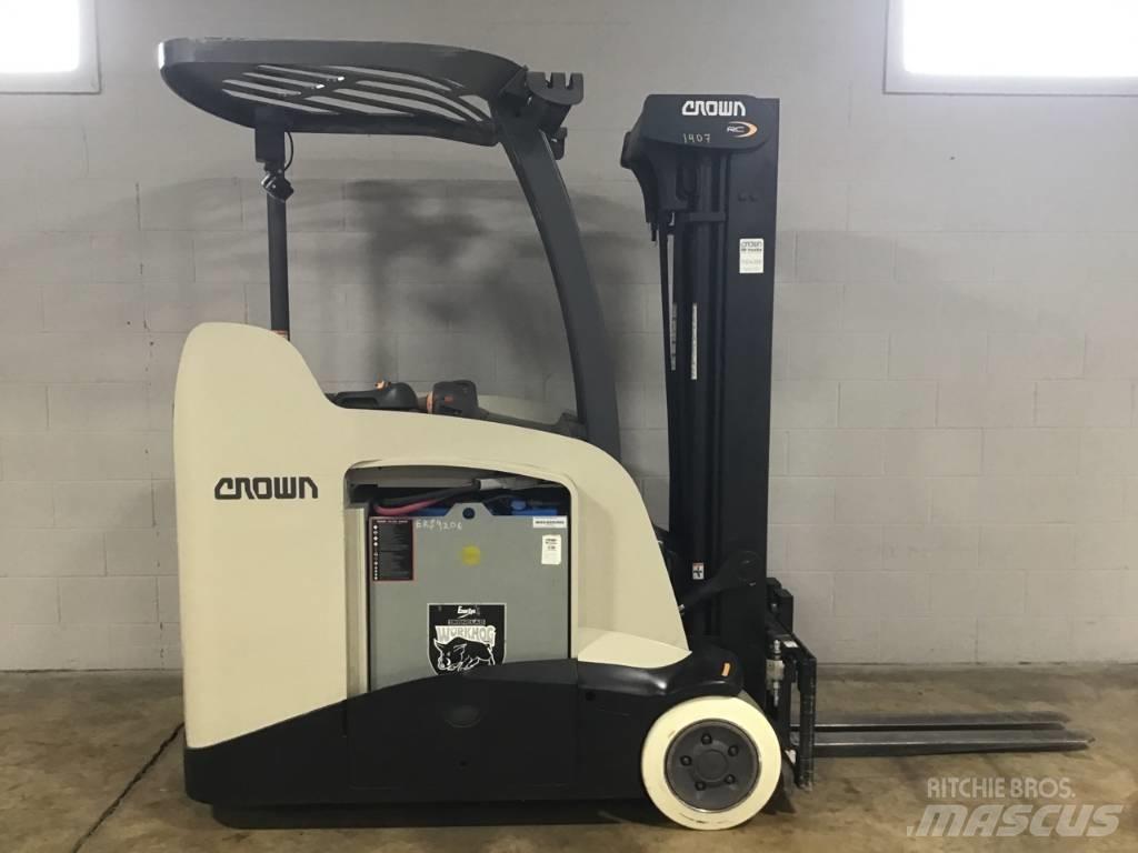 Crown RC5555-40 行走式堆垛机