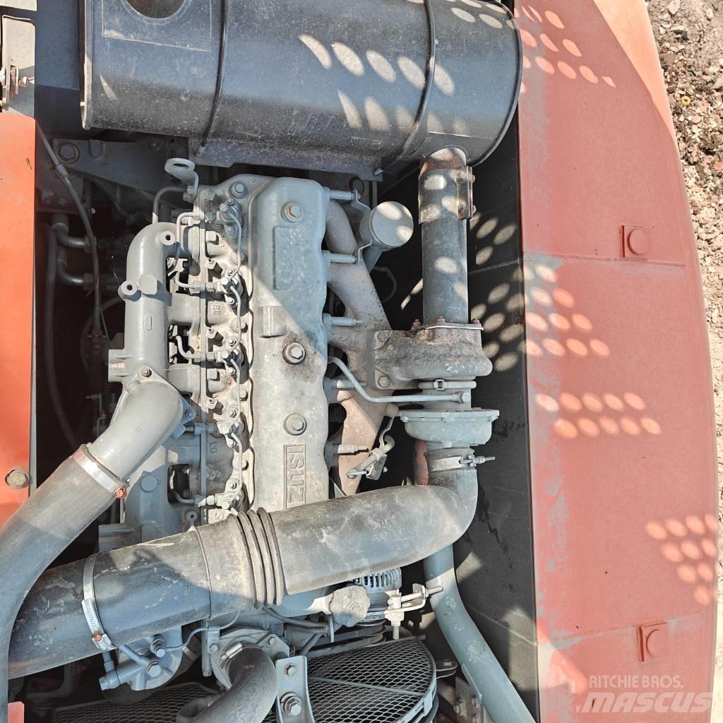 Hitachi 200-5G 履带挖掘机