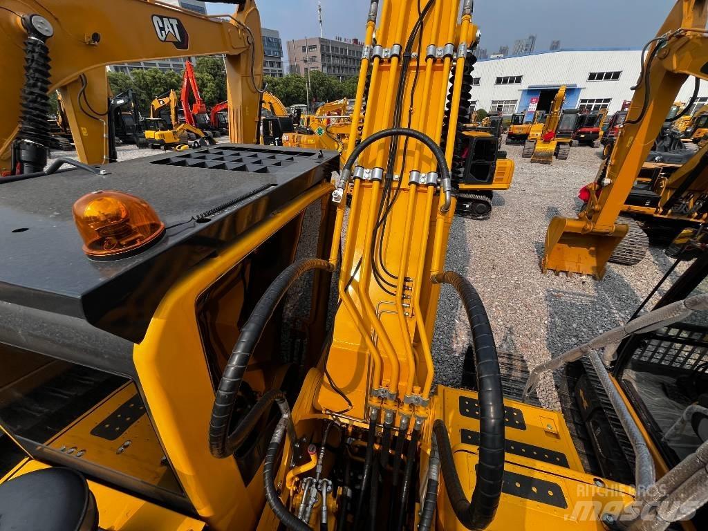 Komatsu PC 240 LC-8 履带挖掘机